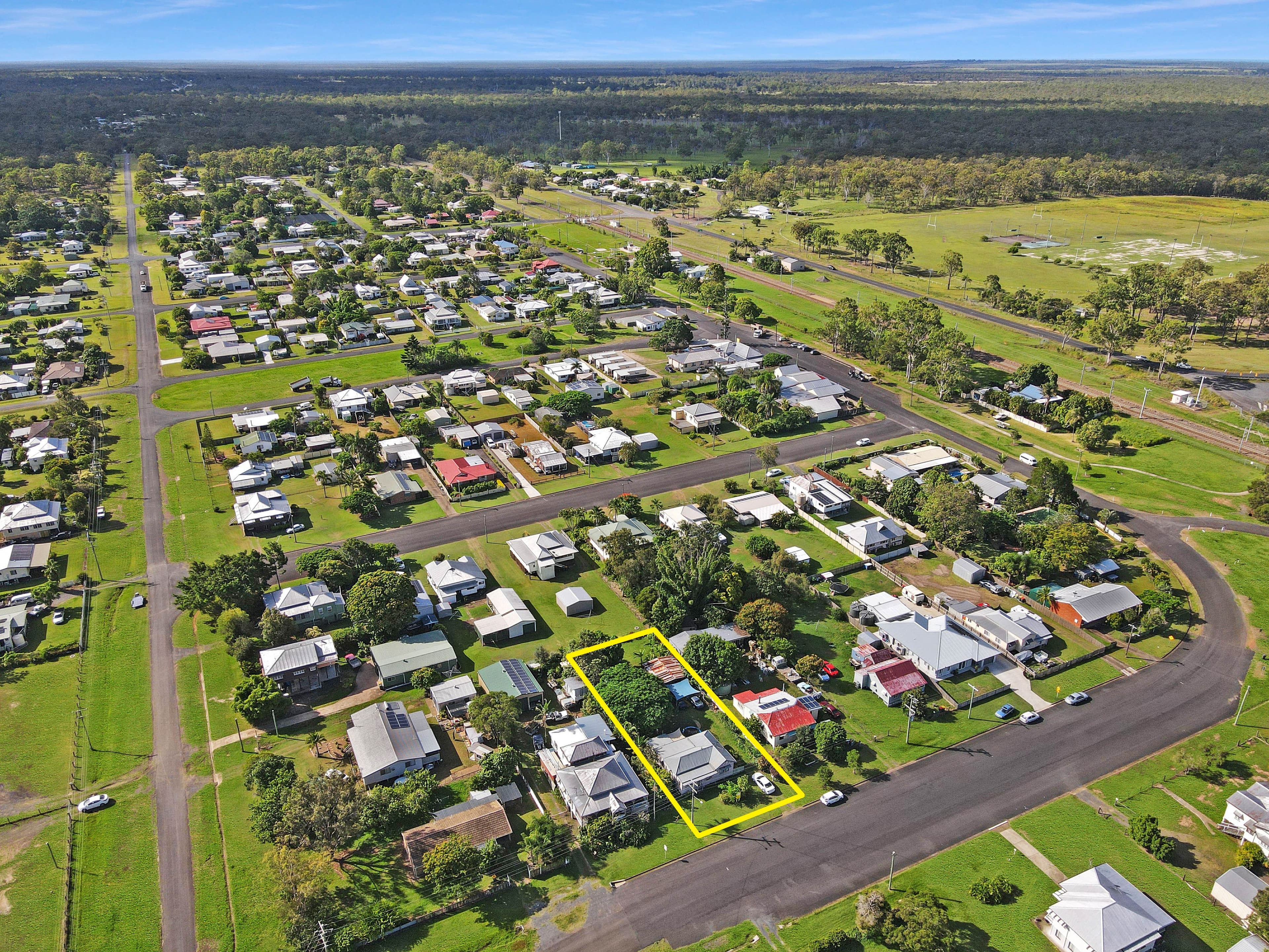 19 Hartley Street, Torbanlea QLD 4662, Torbanlea - Thumbnail 2