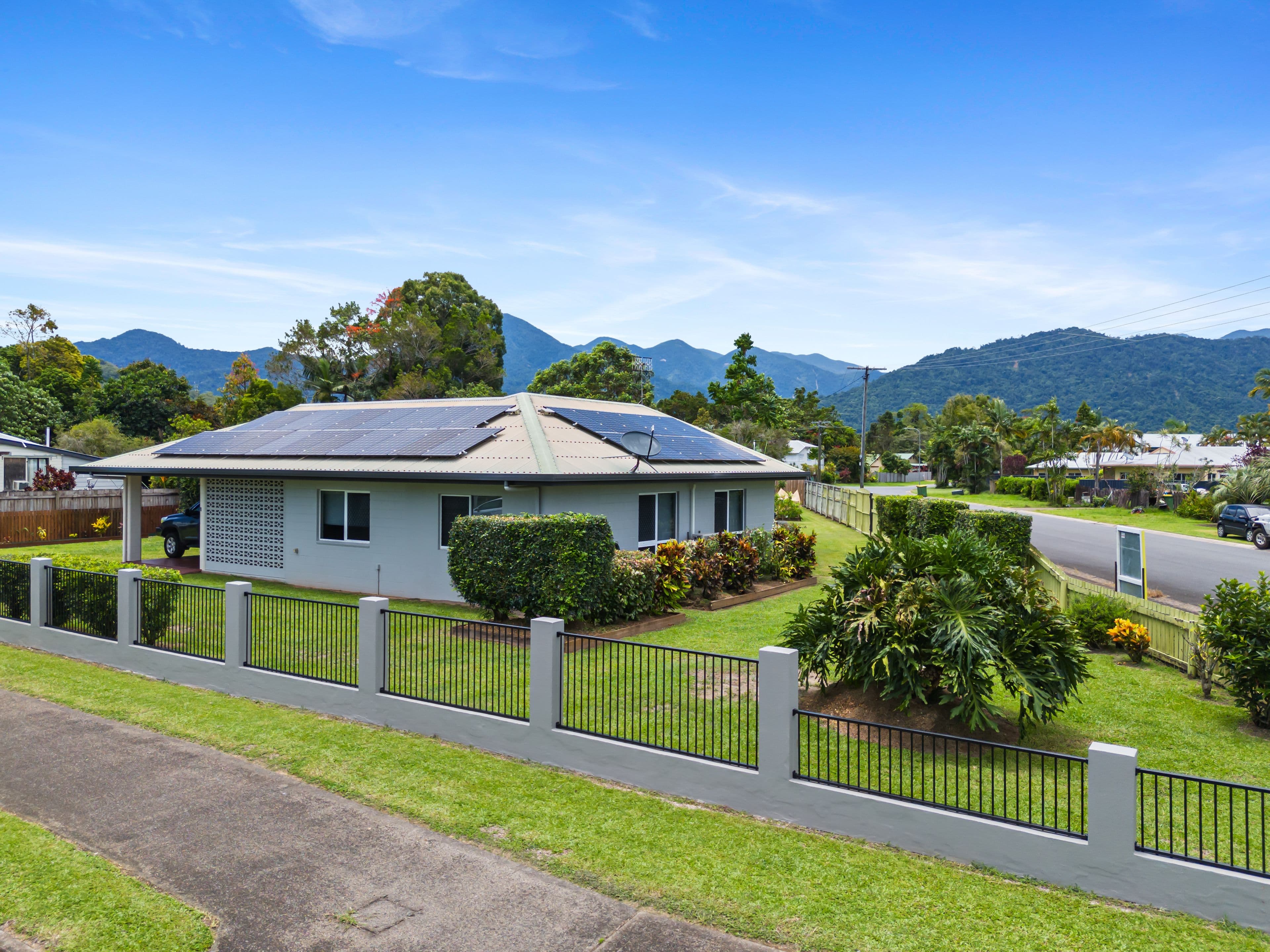 1 Owen Street, Mossman QLD 4873, Mossman - Thumbnail 2