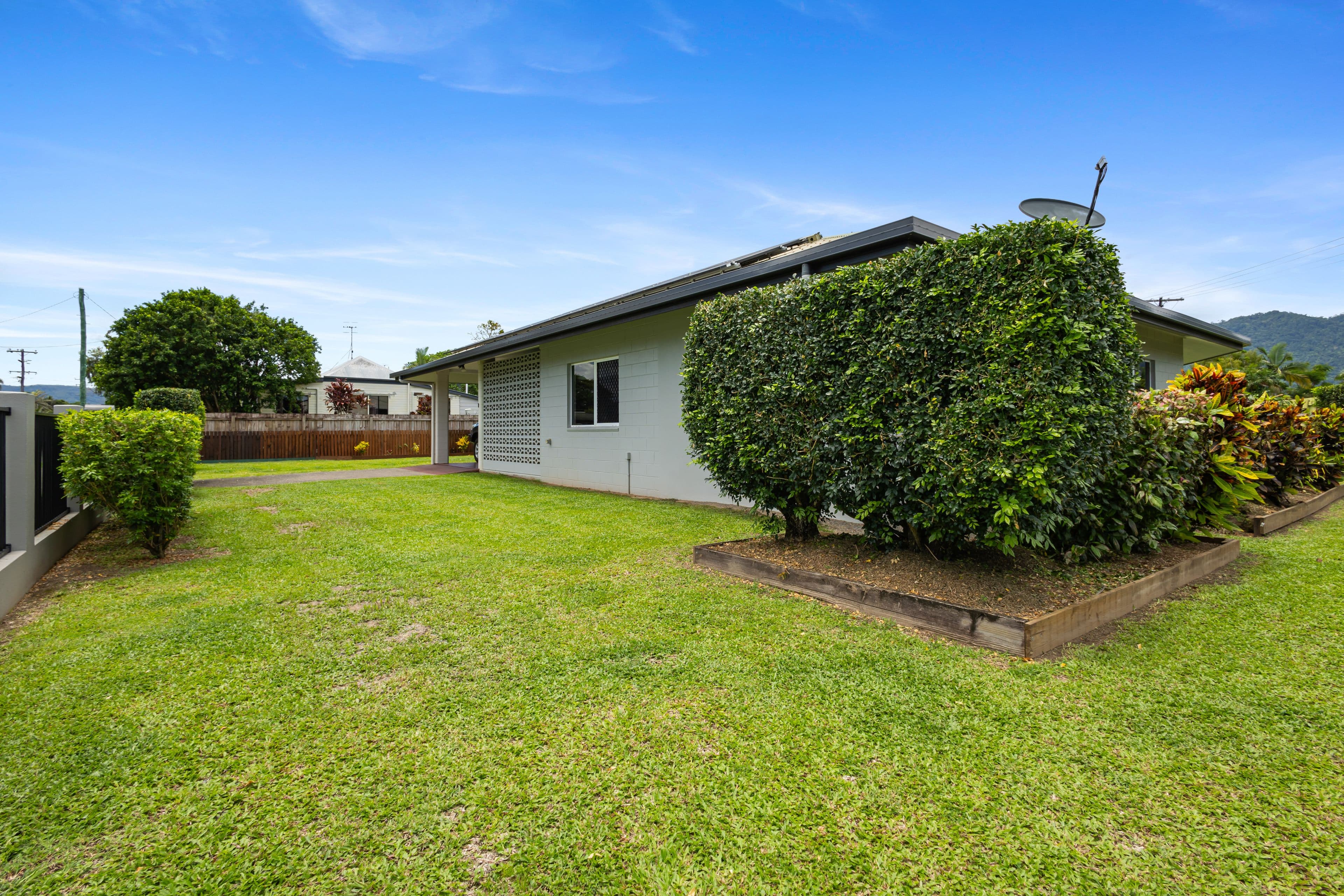 1 Owen Street, Mossman QLD 4873, Mossman - Thumbnail 7