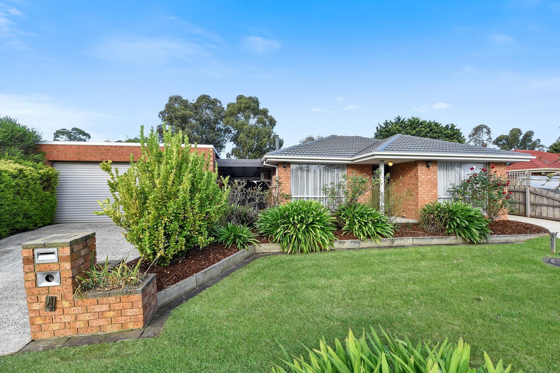 4 Pioneer Court, Berwick VIC 3806, Berwick - Thumbnail 2
