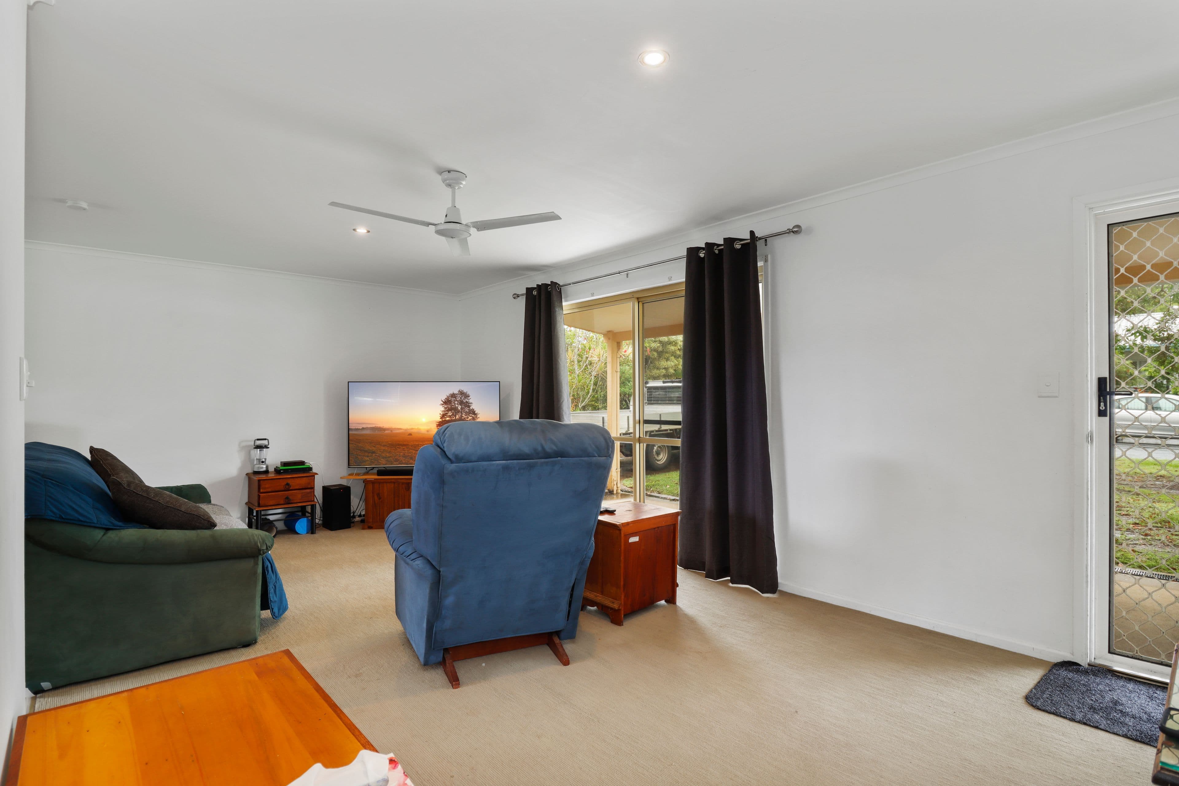 44 Drummond Street, Urangan QLD 4655, Urangan - Thumbnail 2