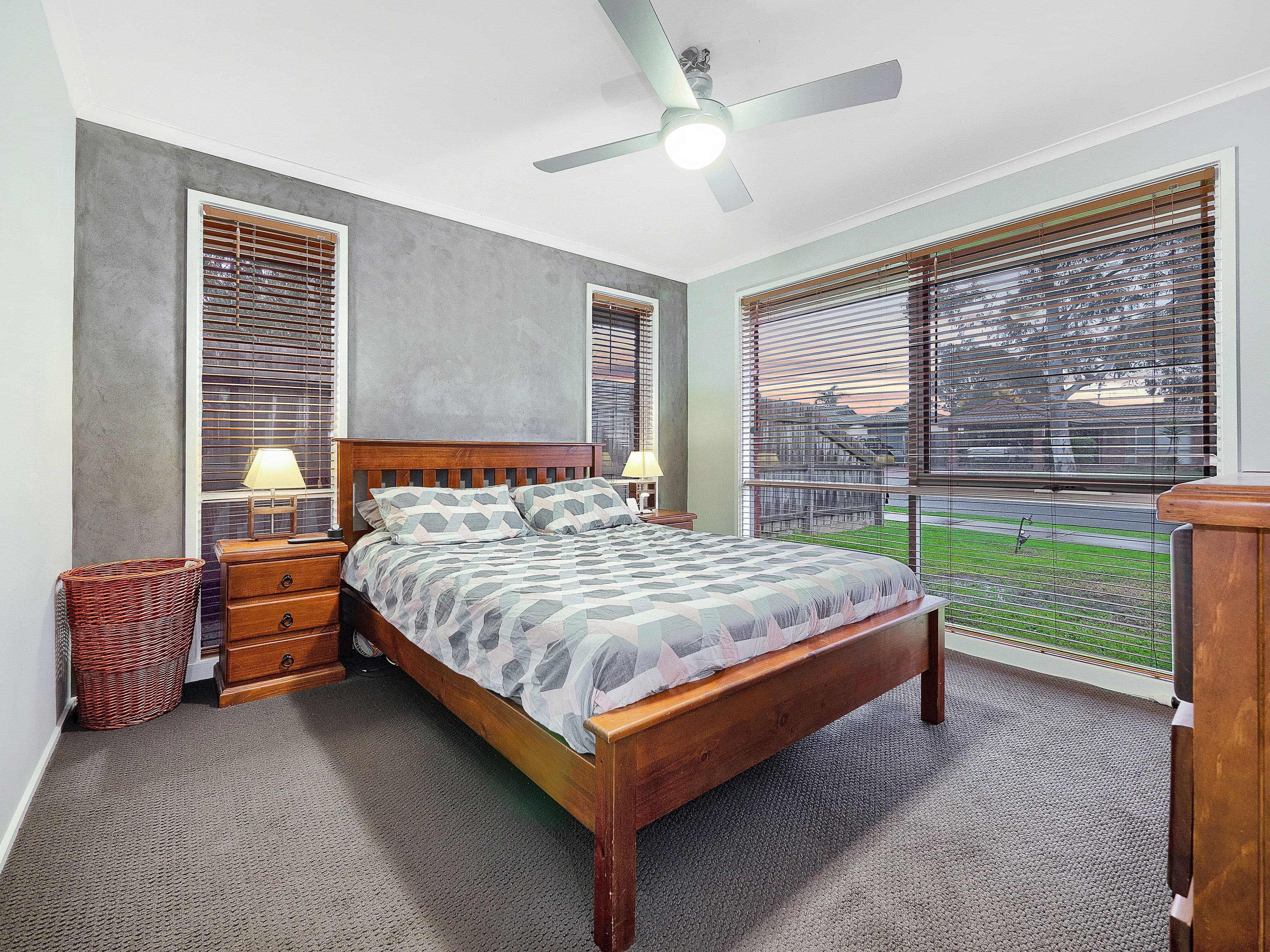 16 Raisell Road, Cranbourne West VIC 3977, Cranbourne West - Thumbnail 3