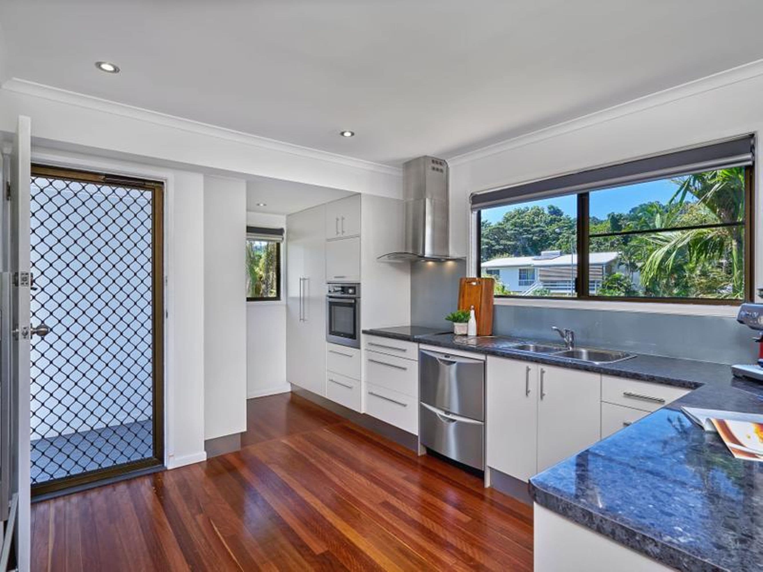 7 Hobson Drive, Brinsmead, QLD 4870, Brinsmead - Thumbnail 3