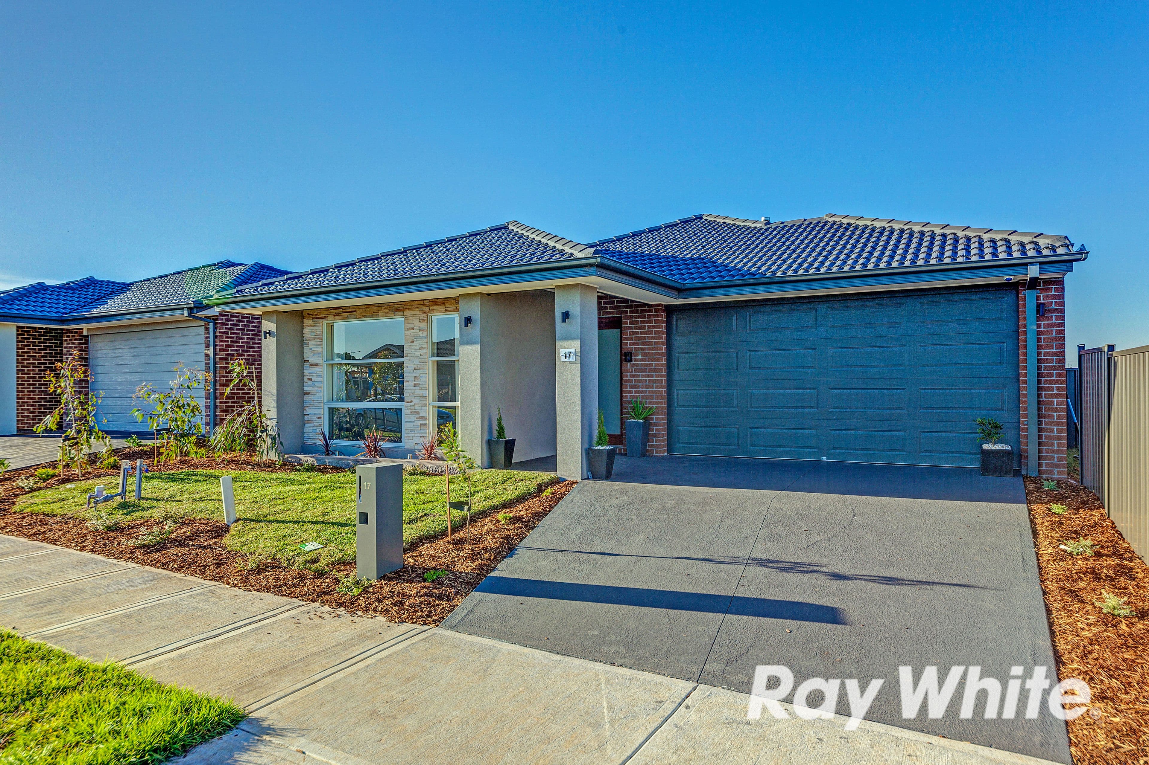 17 Angove Drive, Tarneit VIC 3029, Tarneit - Thumbnail 2