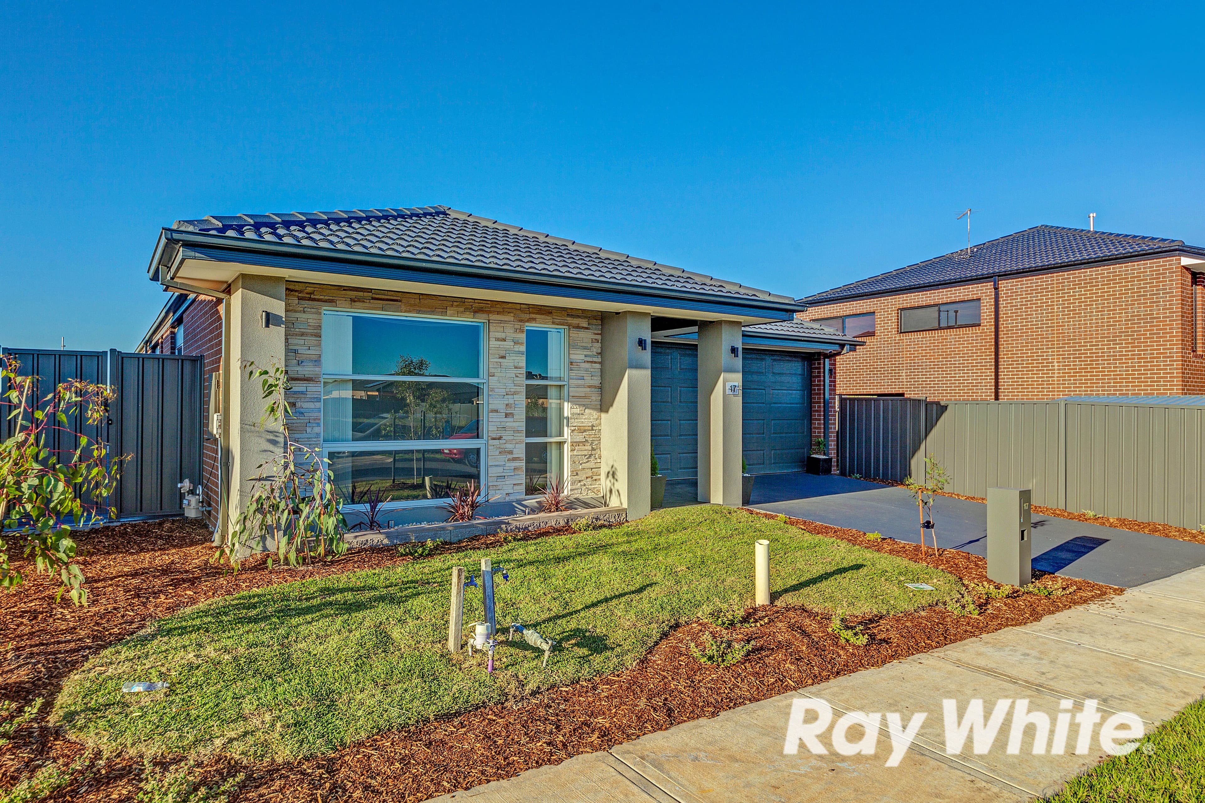 17 Angove Drive, Tarneit VIC 3029, Tarneit - Thumbnail 3