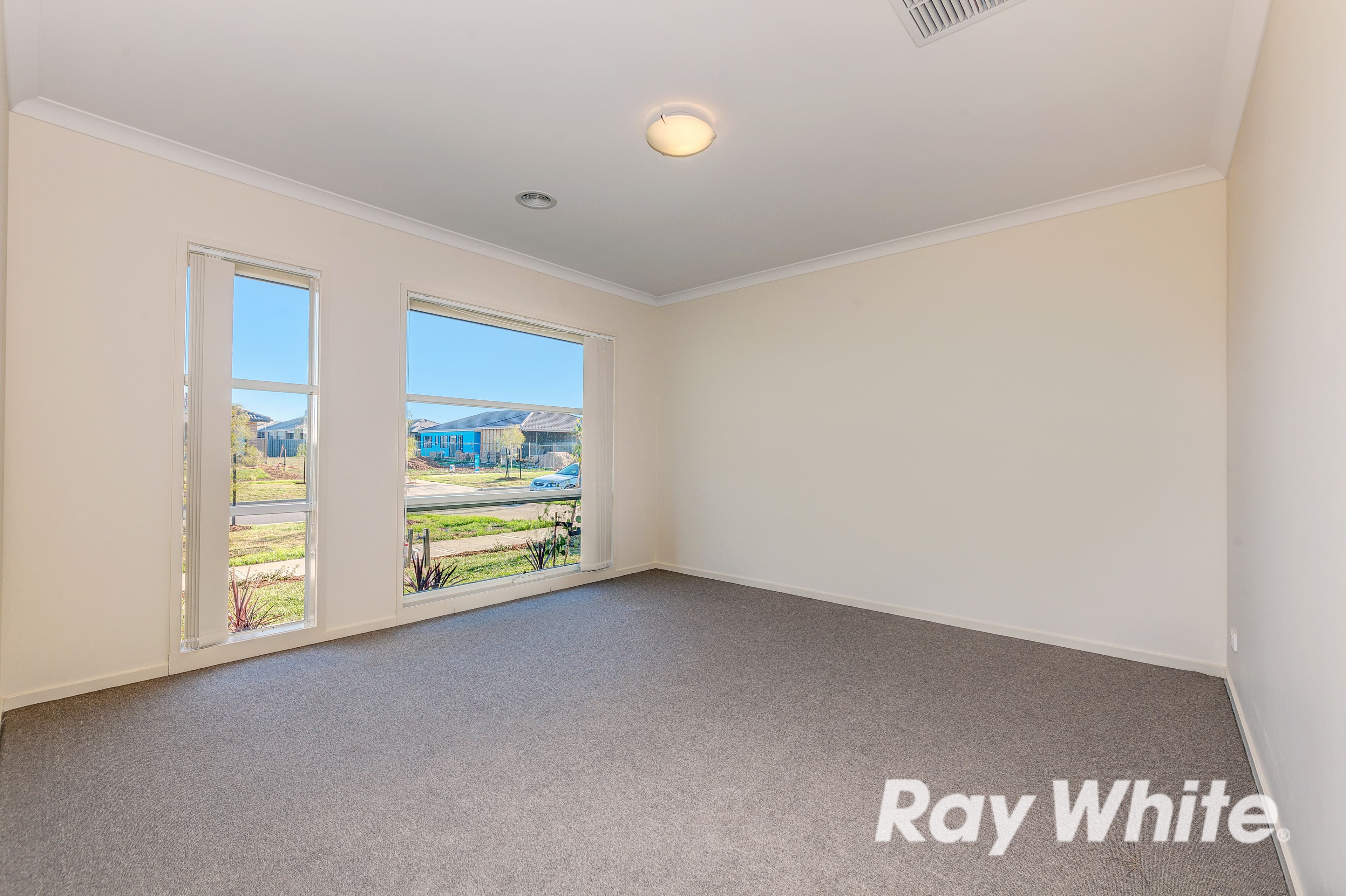 17 Angove Drive, Tarneit VIC 3029, Tarneit - Thumbnail 4