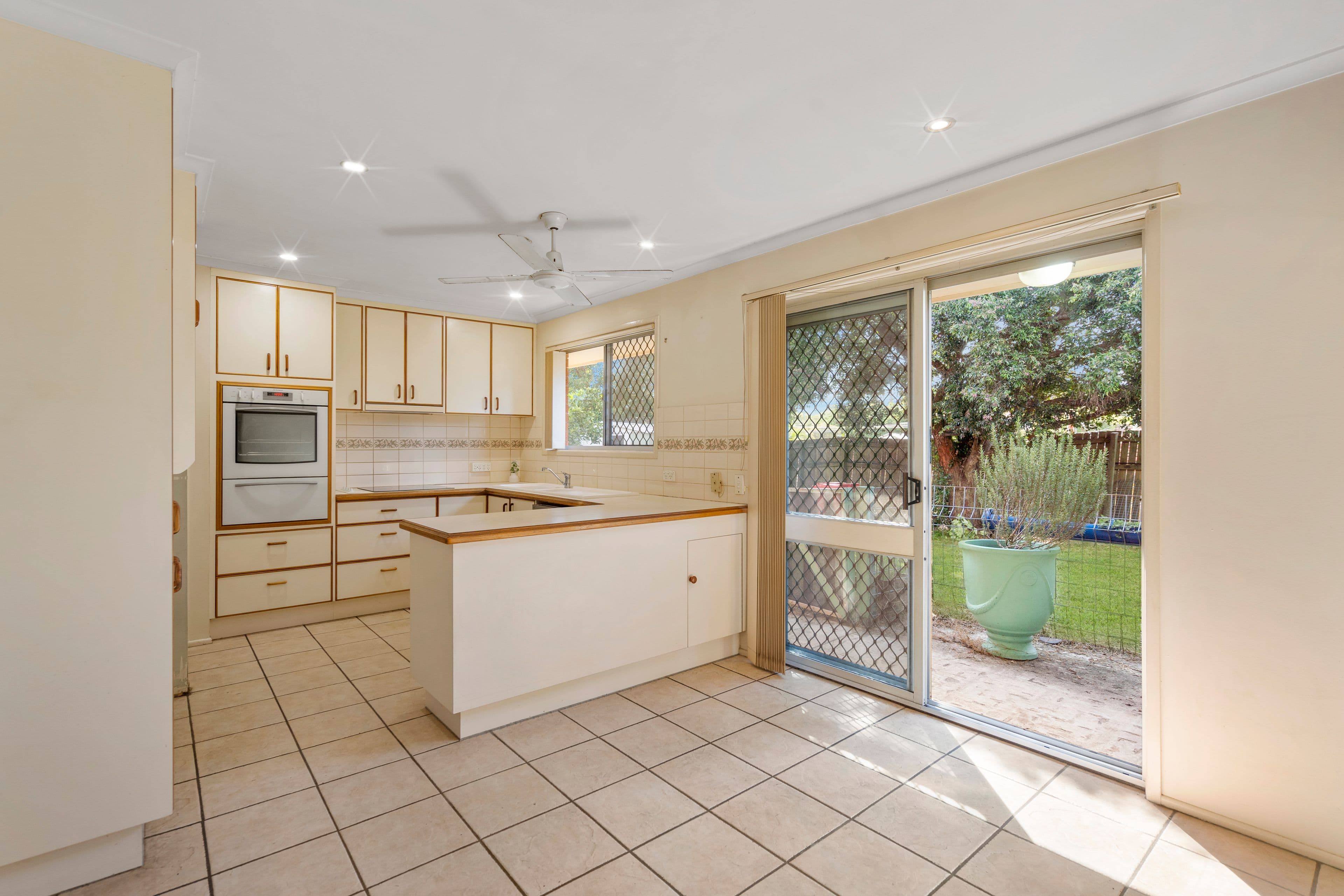 10 Abel Street, Springwood QLD 4127, Springwood - Thumbnail 3
