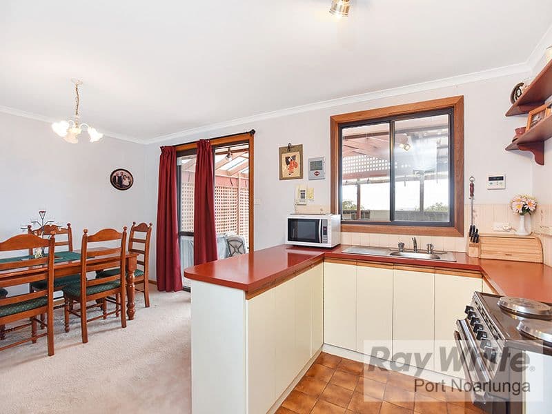 3 Clarke Crescent, Huntfield Heights SA 5163, Huntfield Heights - Thumbnail 5