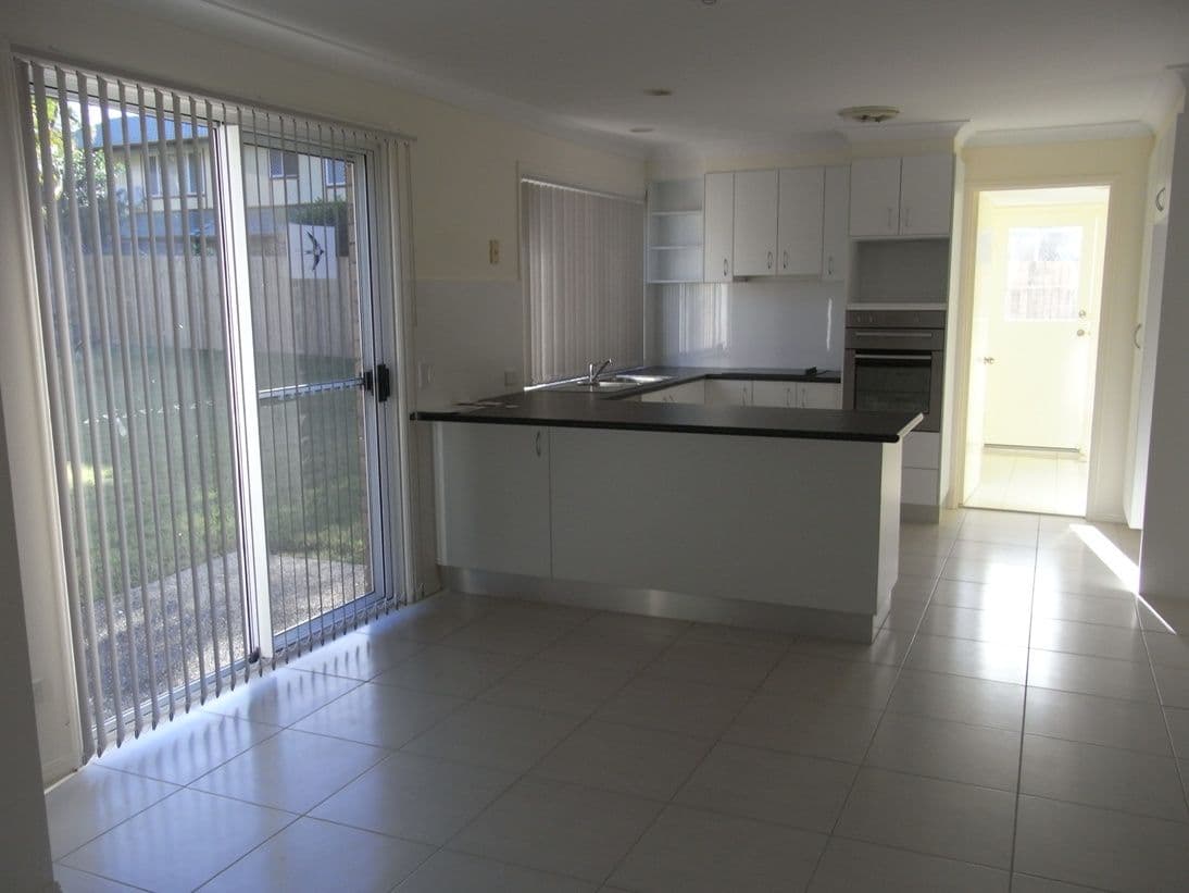 128 Horizon Drive, Middle Park QLD 4074, Middle Park - Thumbnail 6
