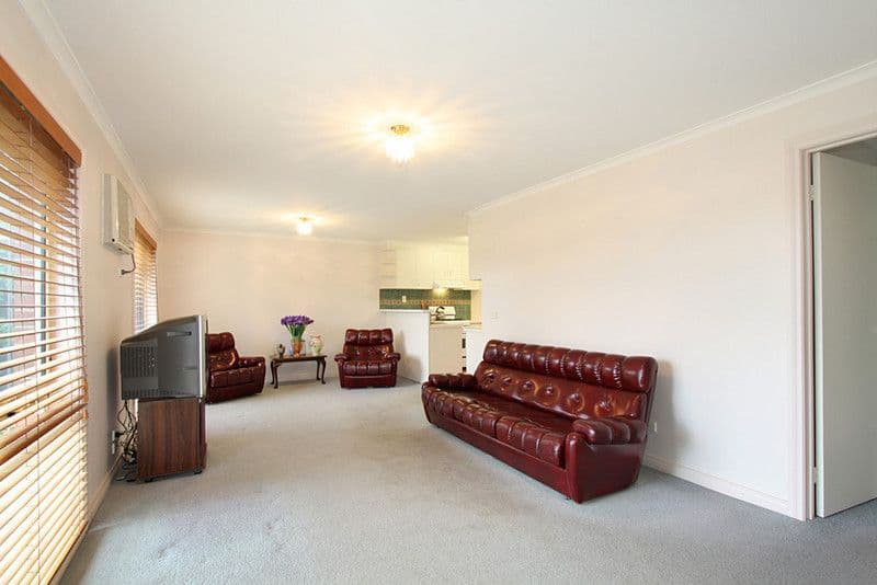 32 Carmichael Road, OAKLEIGH EAST VIC 3166, Oakleigh East - Thumbnail 4