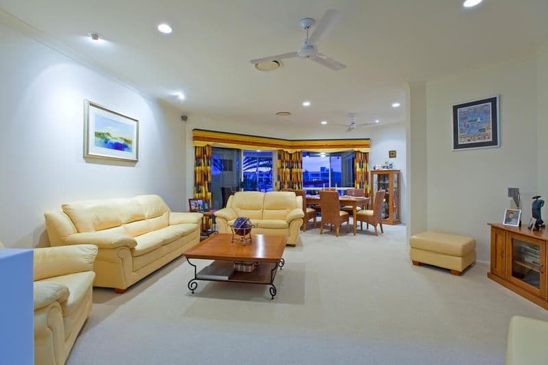 6 Raby Bay Boulevard, RABY BAY QLD 4163, Raby Bay - Thumbnail 4