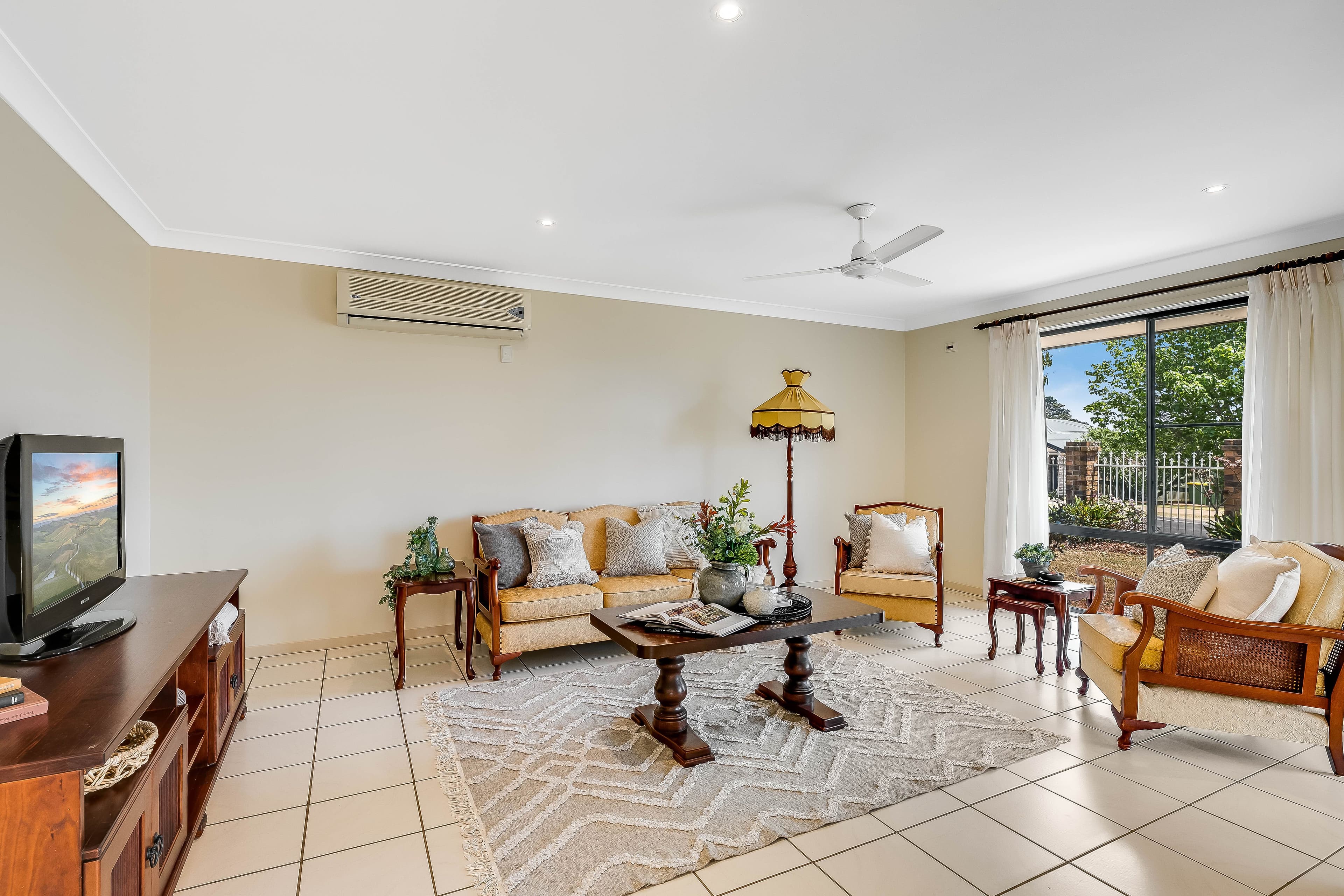 1 Scullin Street, Middle Ridge QLD 4350, Middle Ridge - Thumbnail 2