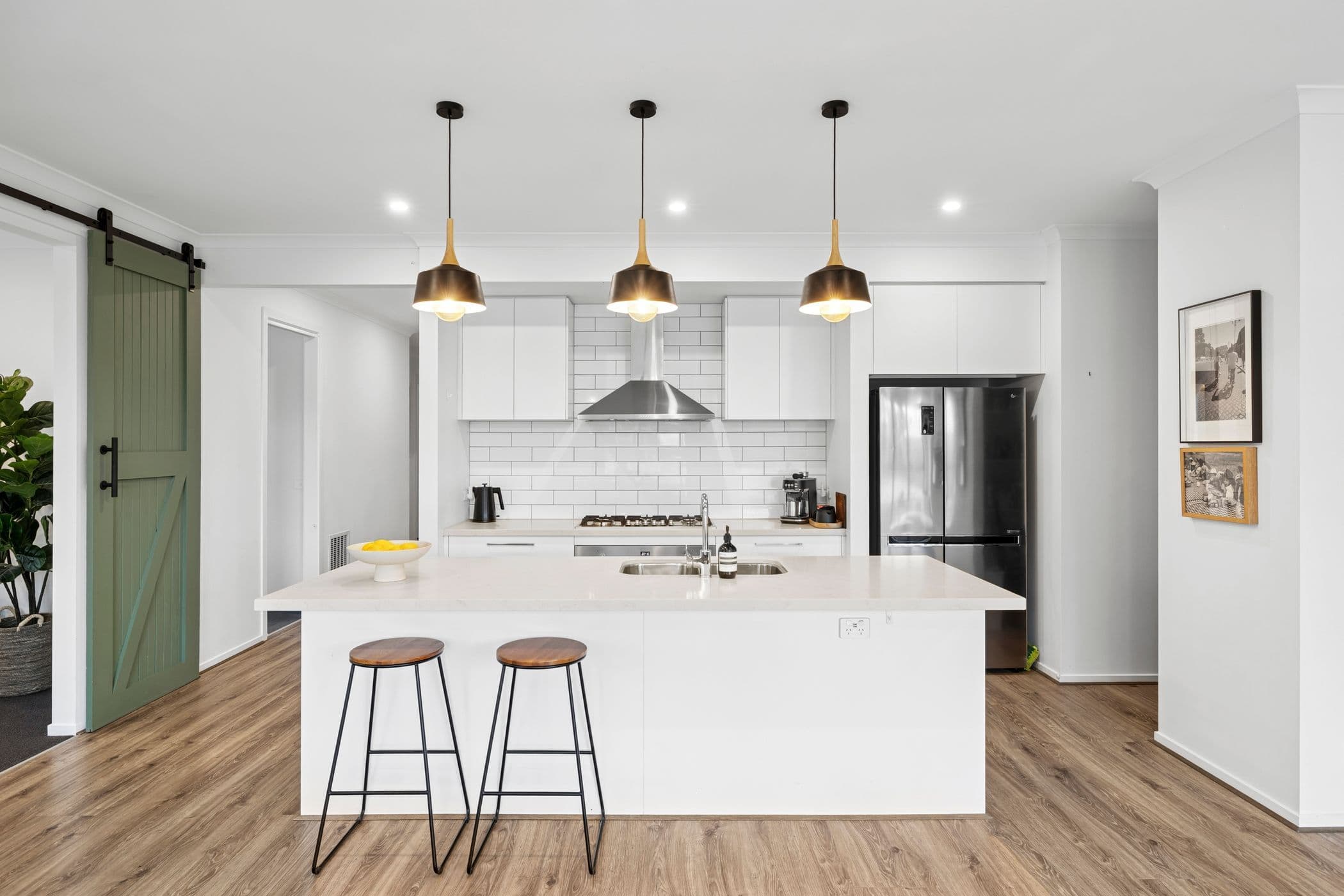 16 Beaumont Place, Woodend VIC 3442, Woodend - Thumbnail 3