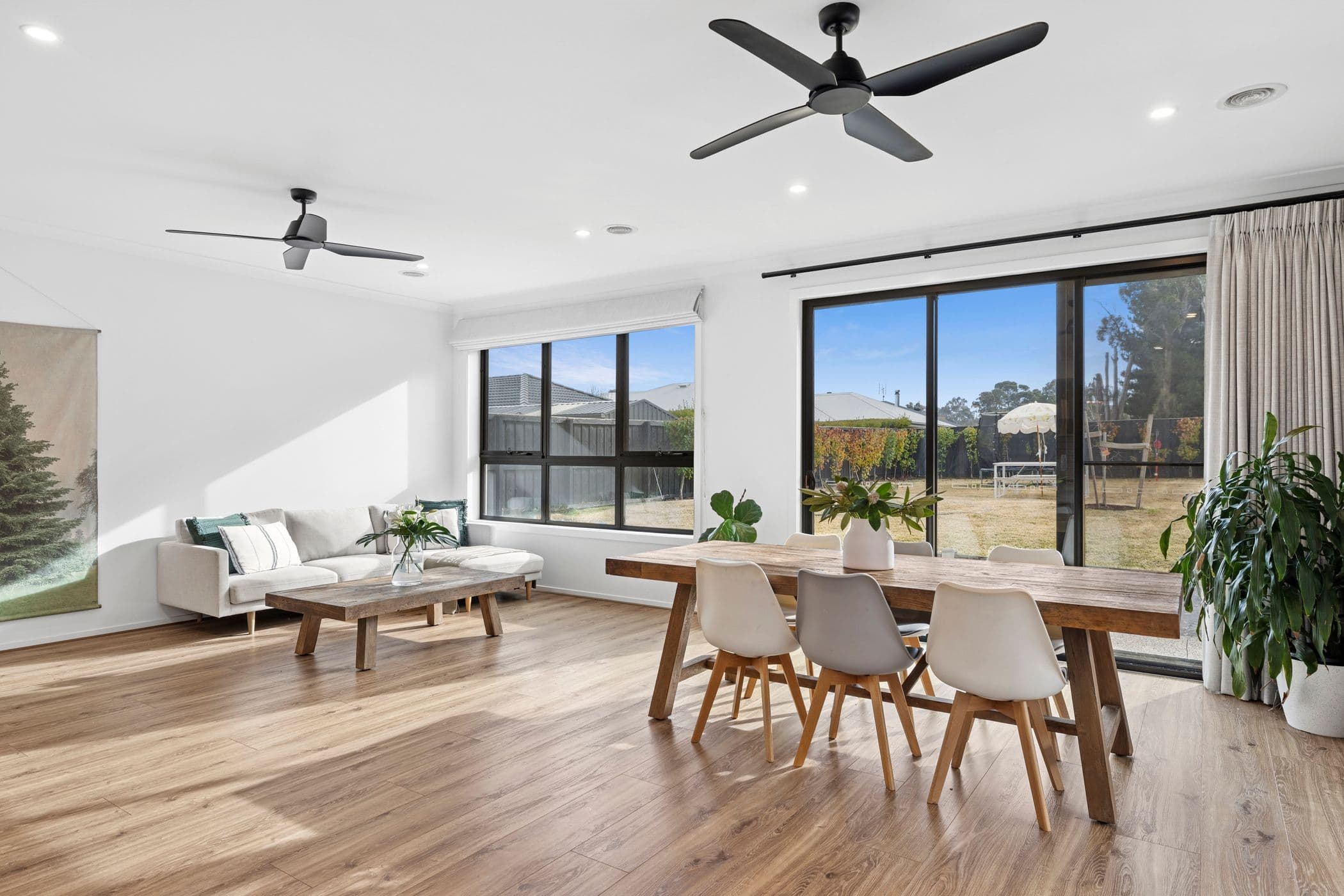 16 Beaumont Place, Woodend VIC 3442, Woodend - Thumbnail 5