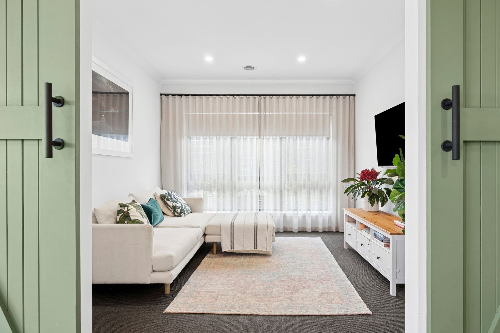 16 Beaumont Place, Woodend VIC 3442, Woodend - Thumbnail 7
