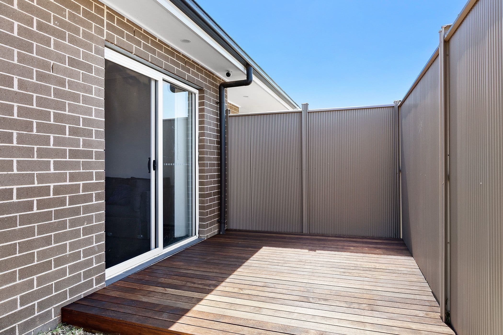 35 Rosecomb Road, Spring Farm - Thumbnail 8