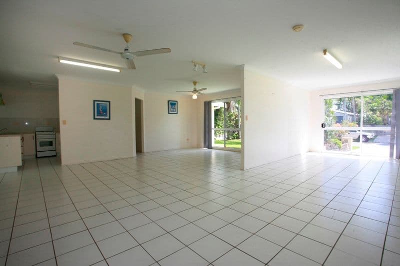 41  Howitson Drive, BALGAL BEACH QLD 4816, Balgal Beach - Thumbnail 3