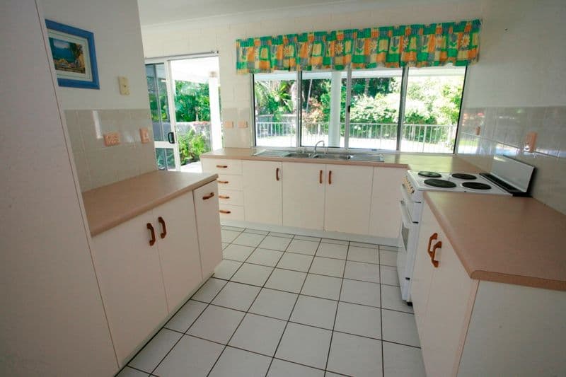 41  Howitson Drive, BALGAL BEACH QLD 4816, Balgal Beach - Thumbnail 4