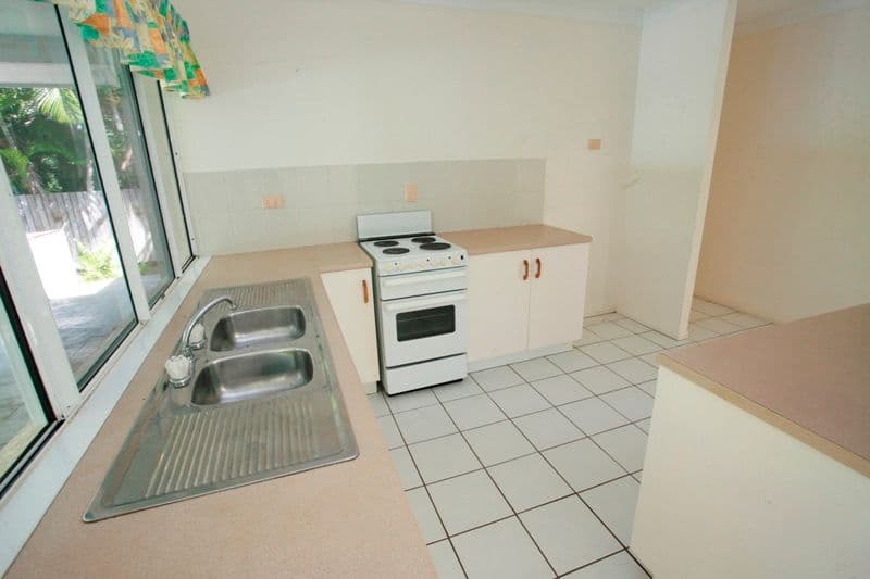 41  Howitson Drive, BALGAL BEACH QLD 4816, Balgal Beach - Thumbnail 6