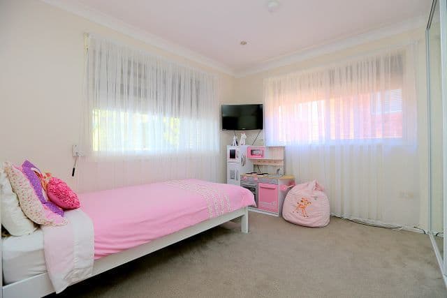80 Oak Drive, Georges Hall NSW 2198, Georges Hall - Thumbnail 6
