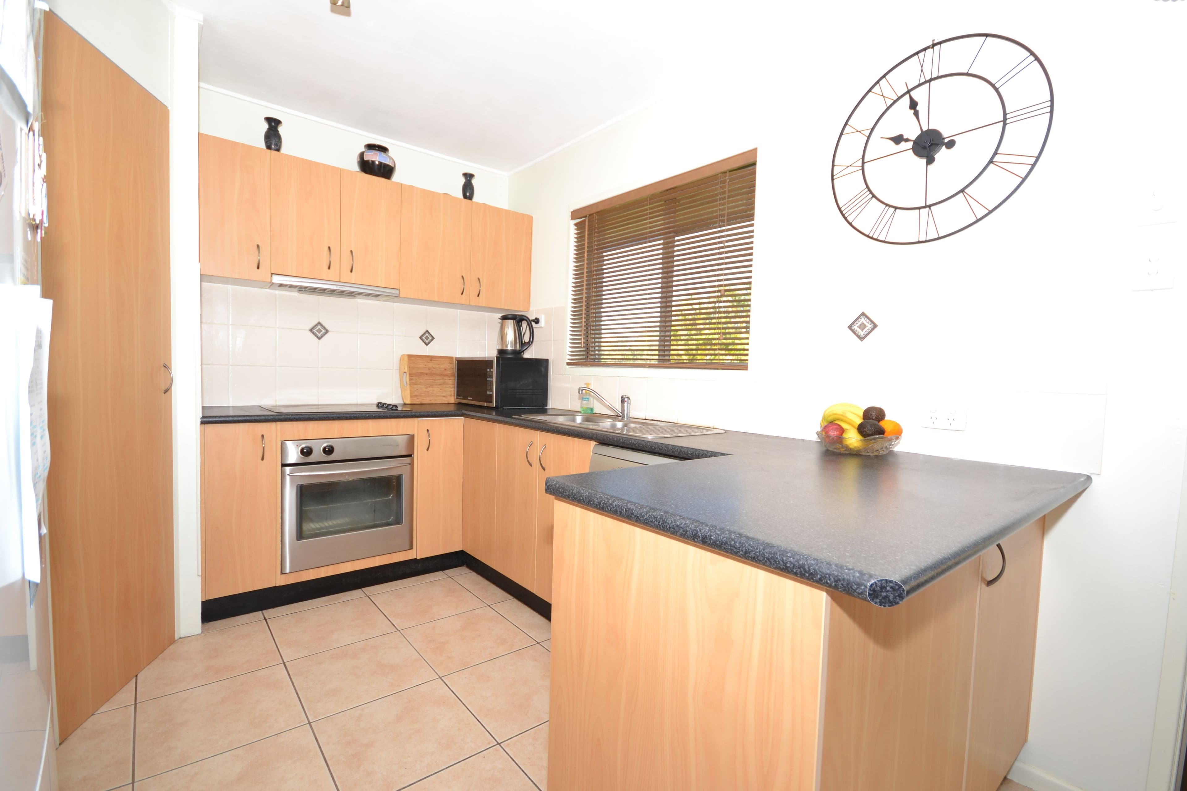 38-40 Thomas Street, Birkdale QLD 4159, Birkdale - Thumbnail 3