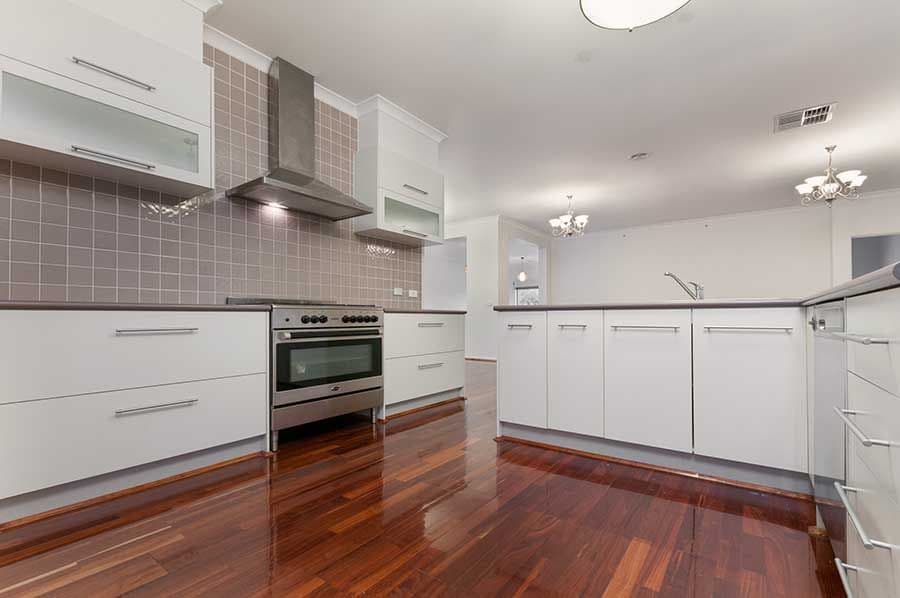 11 Eagleview Way, Craigieburn VIC 3064, Craigieburn - Thumbnail 3