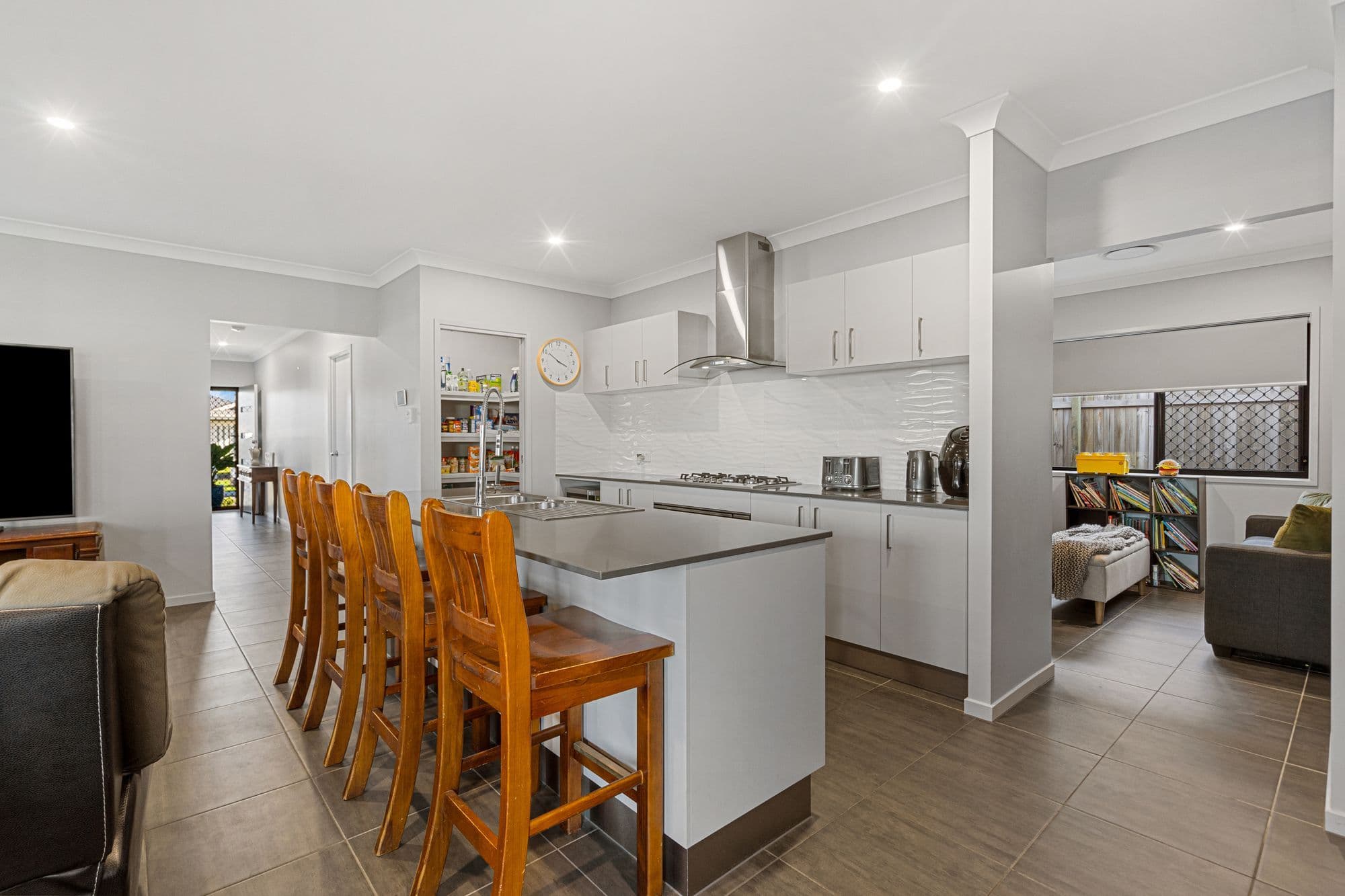 9 Liam Street, Ripley QLD 4306, Ripley - Thumbnail 5
