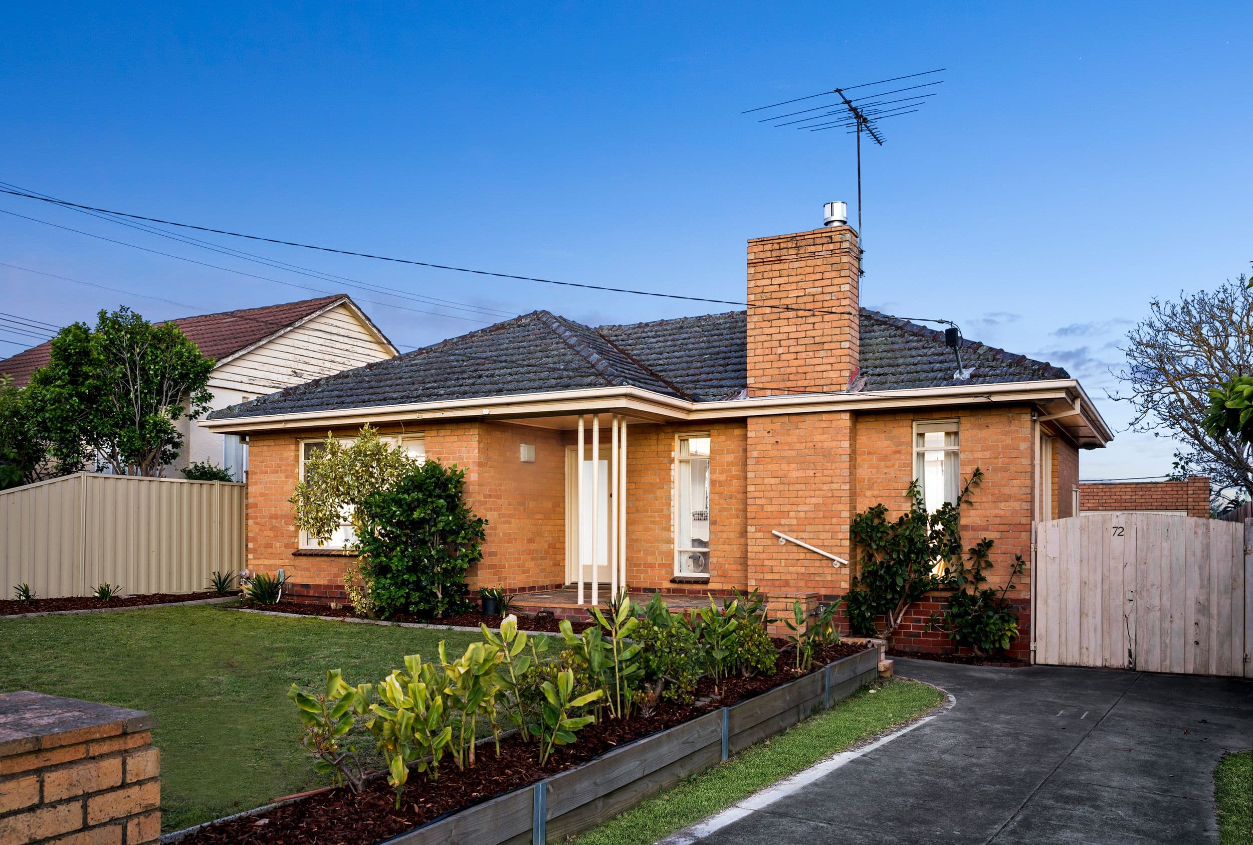 72 Roslyn Street, Burwood VIC 3125, Burwood - Thumbnail 2