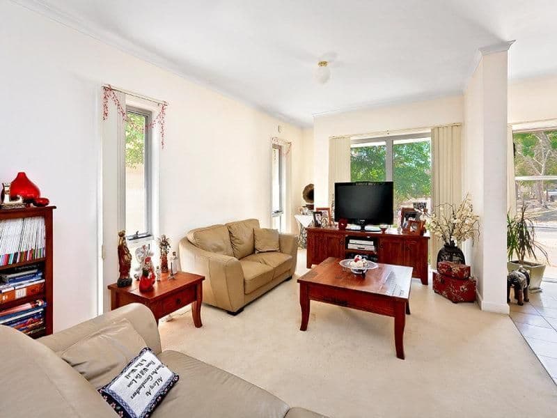 31 Cumberland Square, Newington - Thumbnail 2
