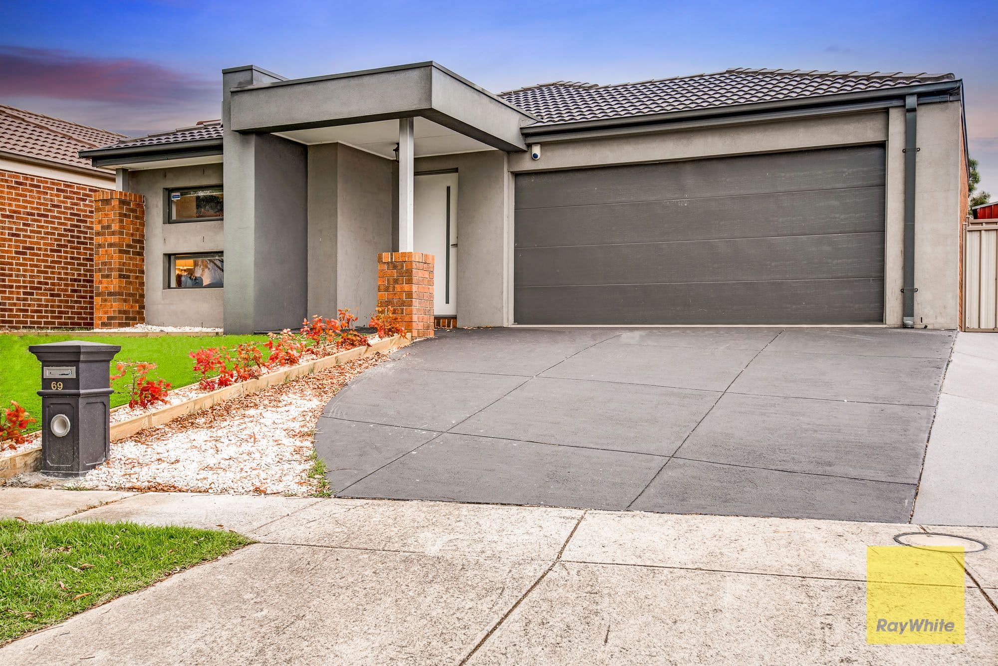 69 Rockpool Road, Truganina VIC 3029, Truganina - Thumbnail 2