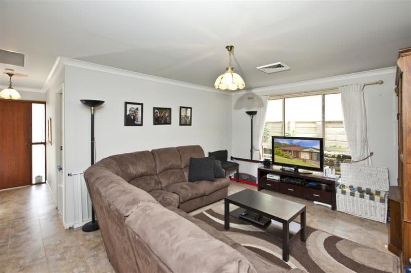 4 Herd Street, MOUNT HUTTON NSW 2290, Mount Hutton - Thumbnail 4