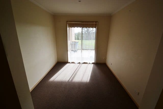 13 Roditis Avenue, Broadford VIC 3658, Broadford - Thumbnail 8