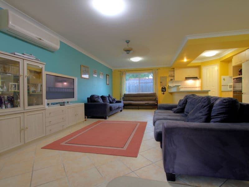 25 Carmel Place, CALAMVALE QLD 4116, Calamvale - Thumbnail 5