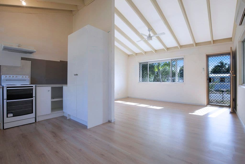 12 Kippah Street, Deception Bay QLD 4508, Deception Bay - Thumbnail 2
