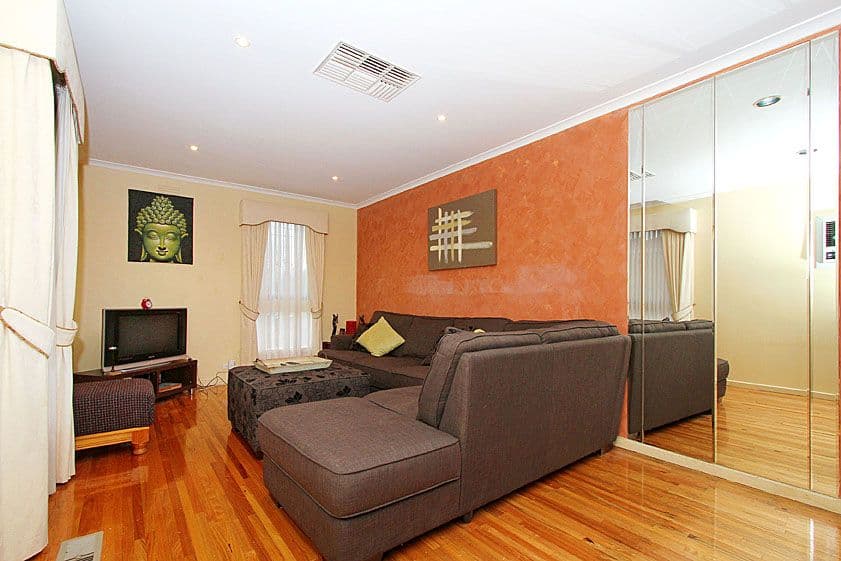 9 Gunsynd Close, THOMASTOWN VIC 3074, Thomastown - Thumbnail 4