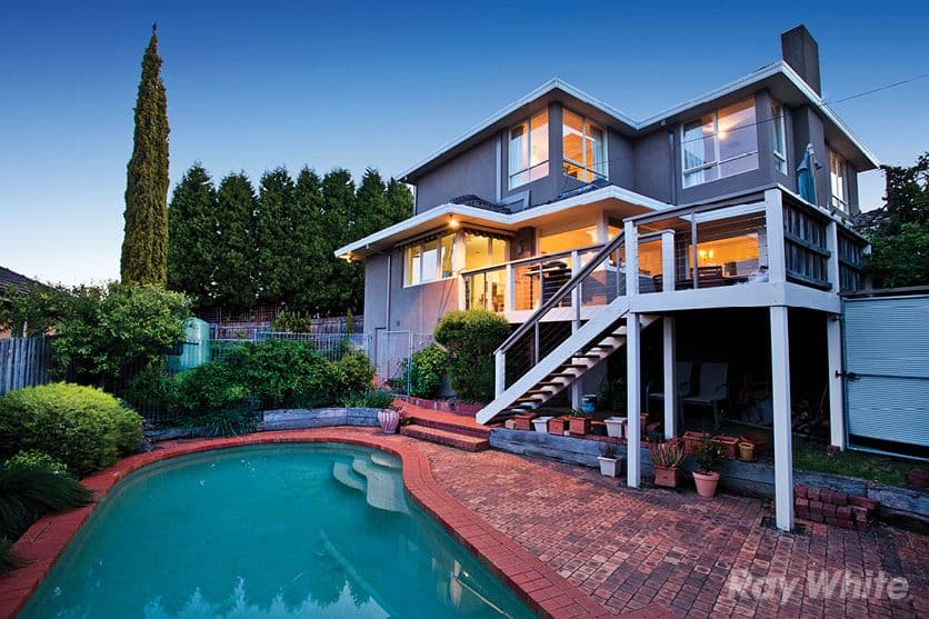 30 Brazilia Drive, GLEN WAVERLEY VIC 3150, Glen Waverley - Thumbnail 2