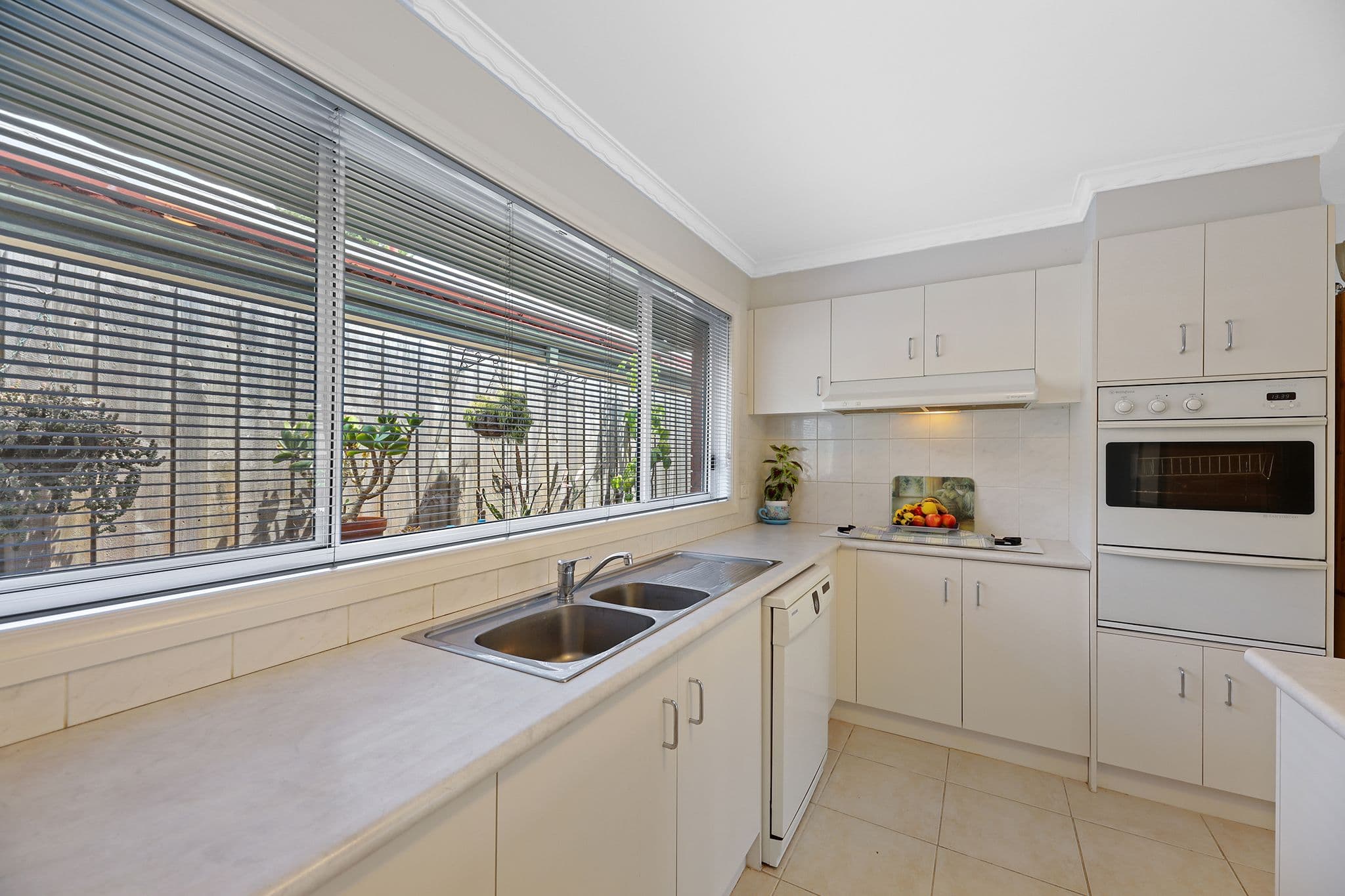 7 Bellevue Drive, Berwick VIC 3806, Berwick - Thumbnail 3
