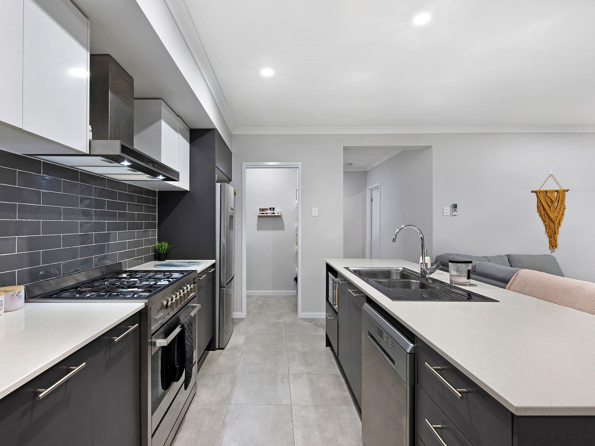 6 Dinden Road, South Ripley QLD 4306, South Ripley - Thumbnail 5