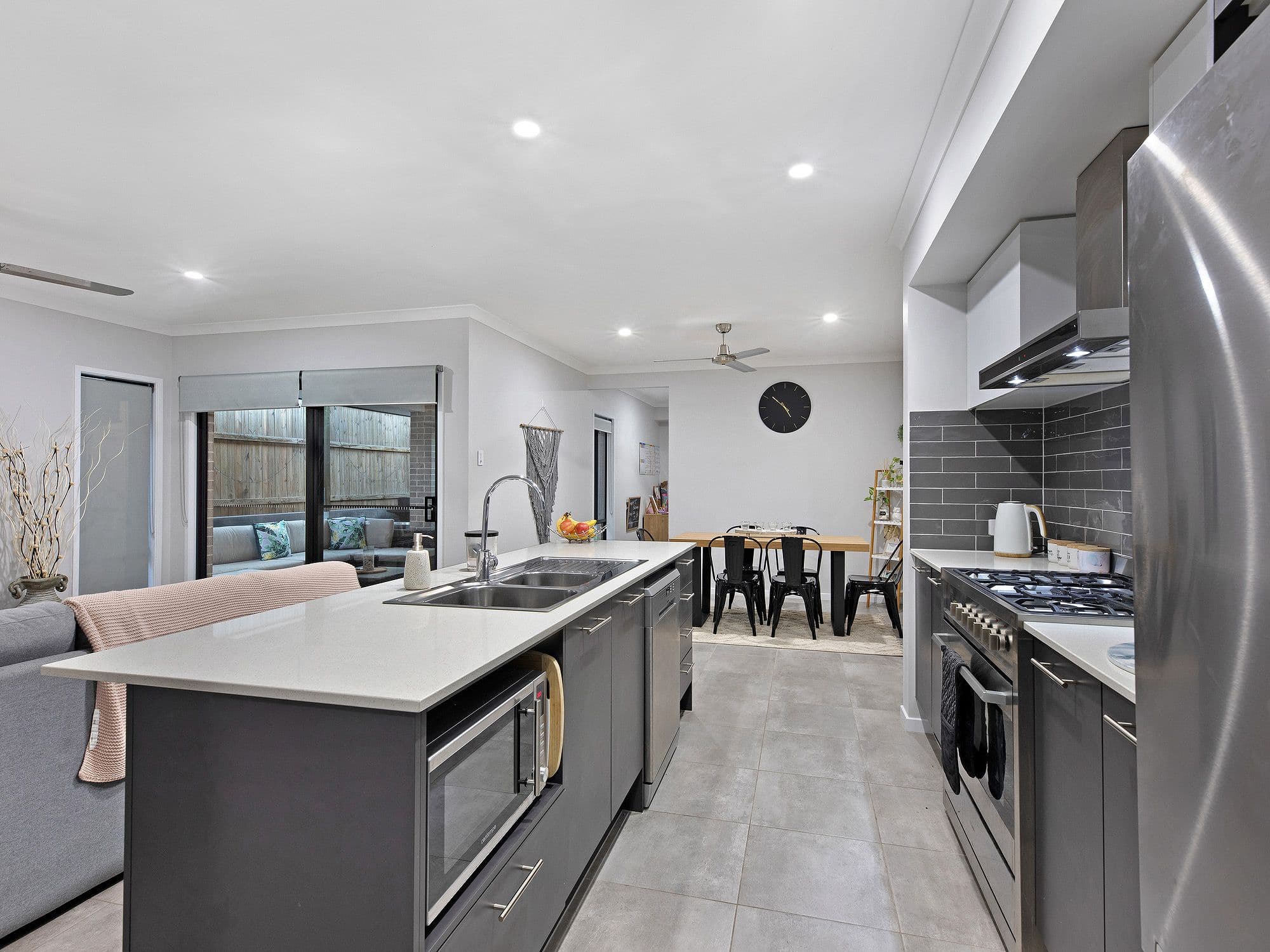 6 Dinden Road, South Ripley QLD 4306, South Ripley - Thumbnail 6