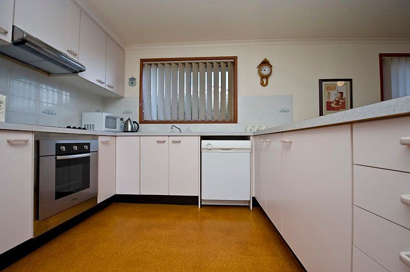 15 Ironbark Crescent, BANKS ACT 2906, Banks - Thumbnail 6