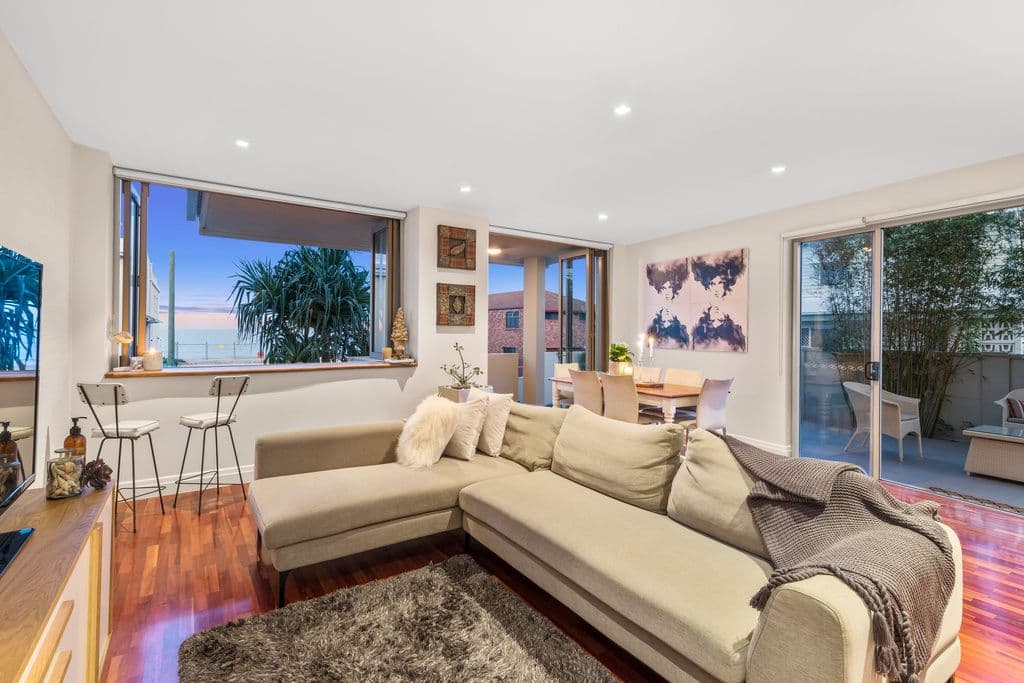 160 Jefferson Lane, Palm Beach QLD 4221, Palm Beach - Thumbnail 4