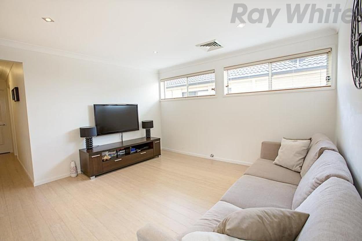 90 Carmichael Drive, West Hoxton NSW 2171, West Hoxton - Thumbnail 6