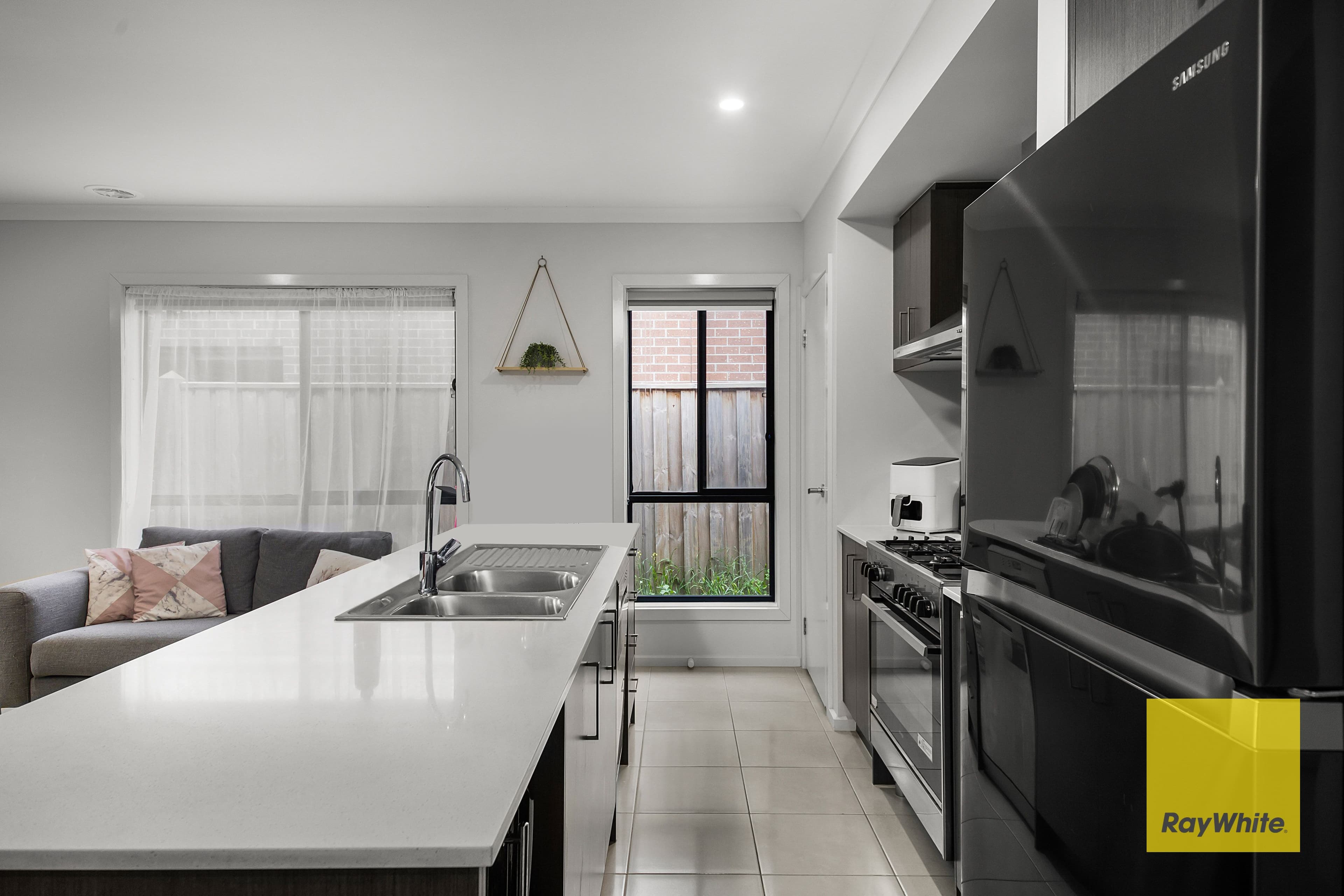 12 Riland Boulevard, Tarneit VIC 3029, Tarneit - Thumbnail 8