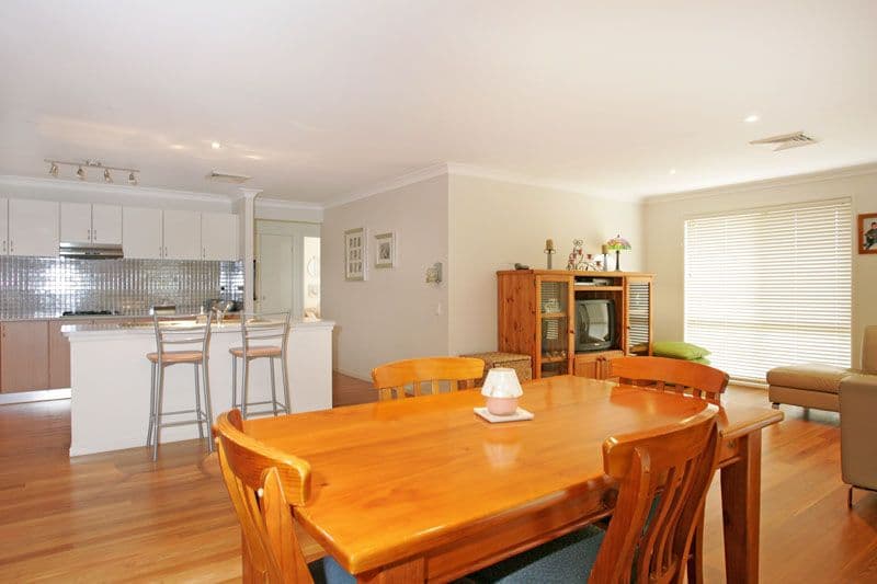 112 Queen Victoria Street, Bexley - Thumbnail 3