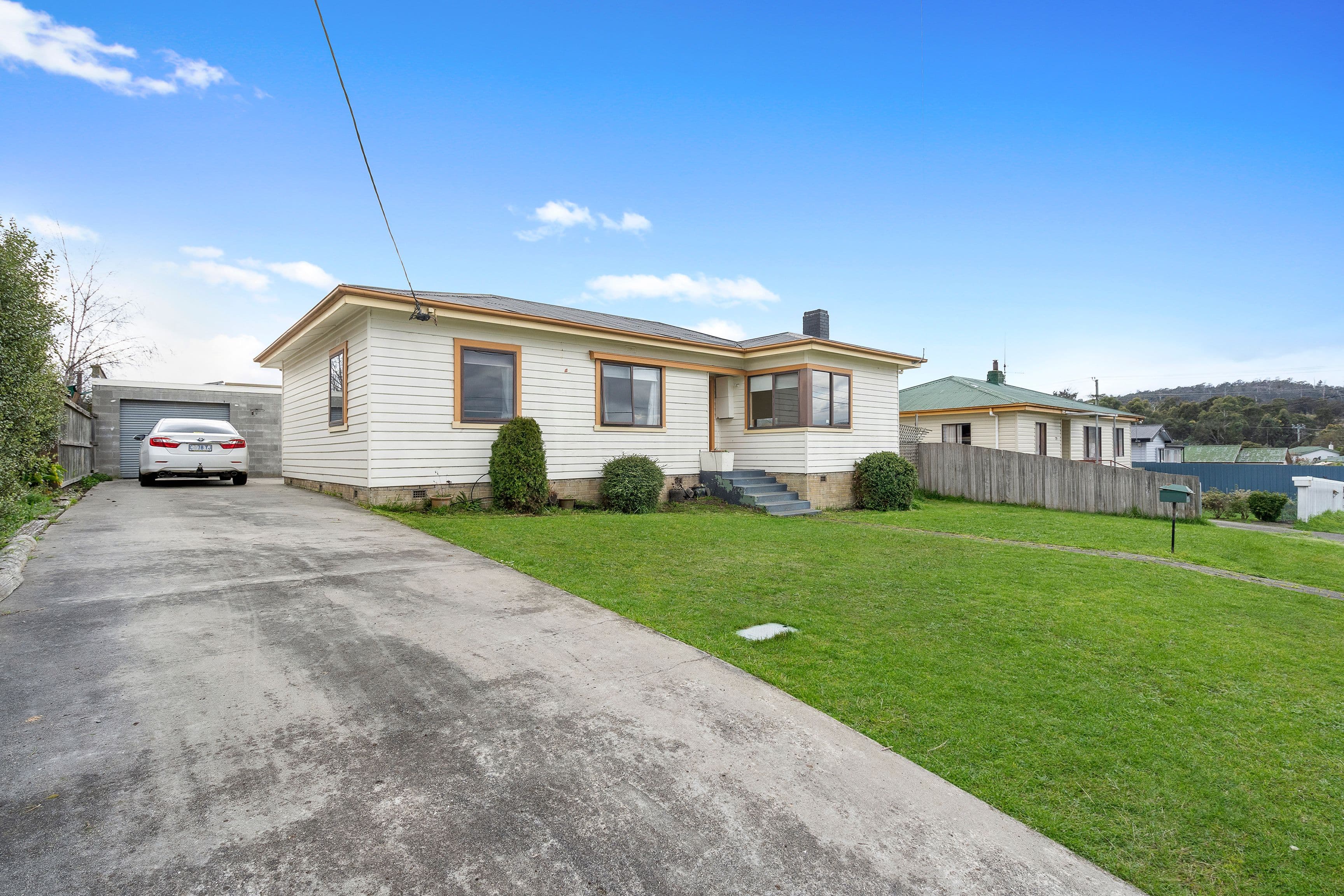 27 Cook Crescent, Mayfield TAS 7248, Mayfield - Thumbnail 2