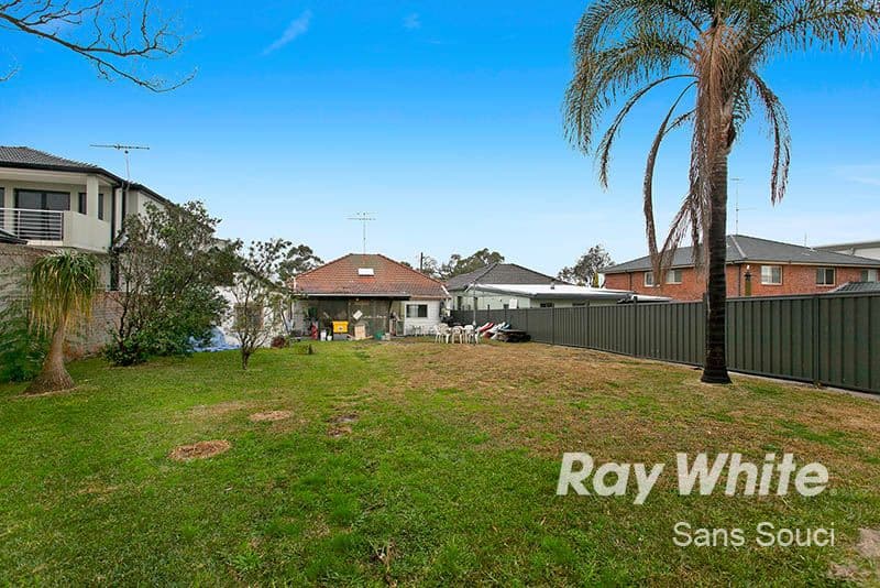 6 Whitfield Parade, HURSTVILLE GROVE NSW 2220, Hurstville Grove - Thumbnail 4