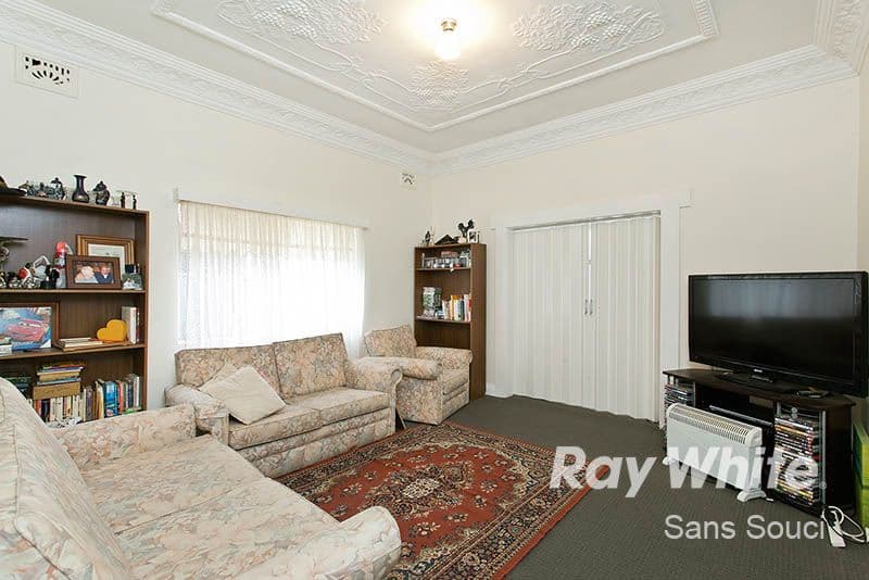 6 Whitfield Parade, HURSTVILLE GROVE NSW 2220, Hurstville Grove - Thumbnail 5