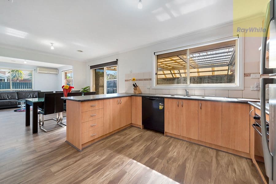 3 Banstead Nook, Craigieburn VIC 3064, Craigieburn - Thumbnail 3
