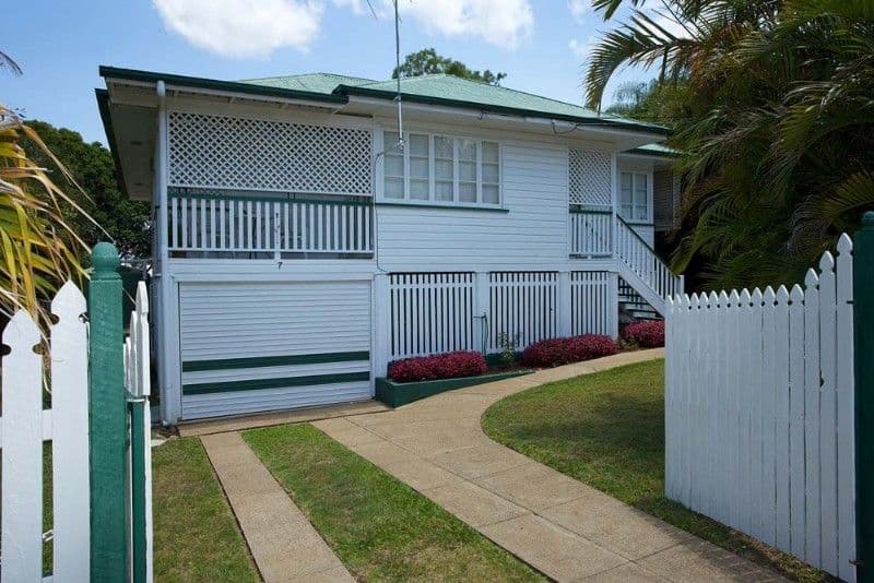 7 Somerfield Street, UPPER MOUNT GRAVATT QLD 4122, Upper Mount Gravatt - Thumbnail 2