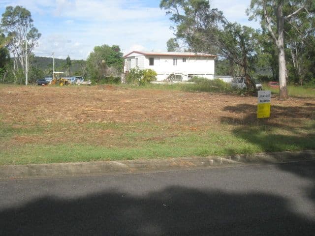 17 Jasper Street, RUSSELL ISLAND QLD 4184, Russell Island - Thumbnail 2